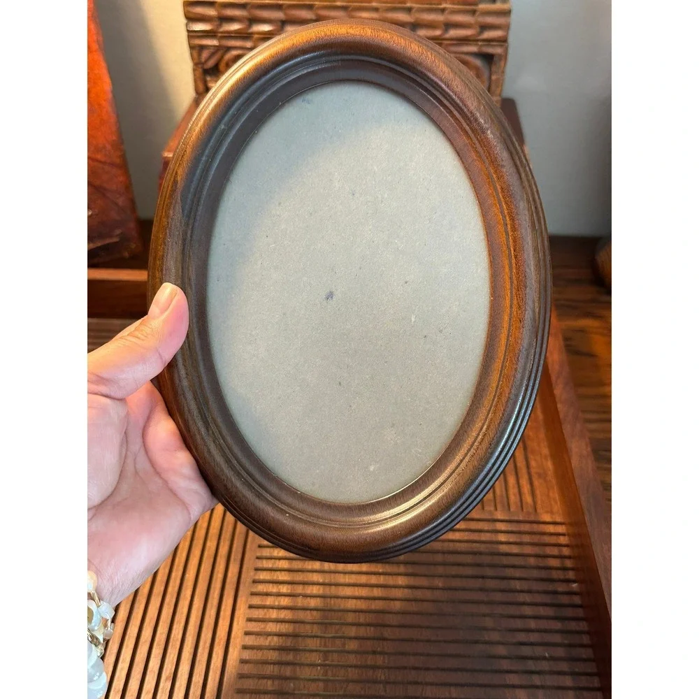 Vintage 8x6 Oval Wooden Picture Frame Brown Mahogany Tone Tabletop Wall Decor